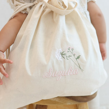 一升餅 1歳誕生日 刺繍名入れ 名前入りリュック・生成り・ラ・フルール