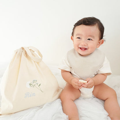一升餅 1歳誕生日 刺繍名入れ 名前入りリュック・生成り・ラ・フルール