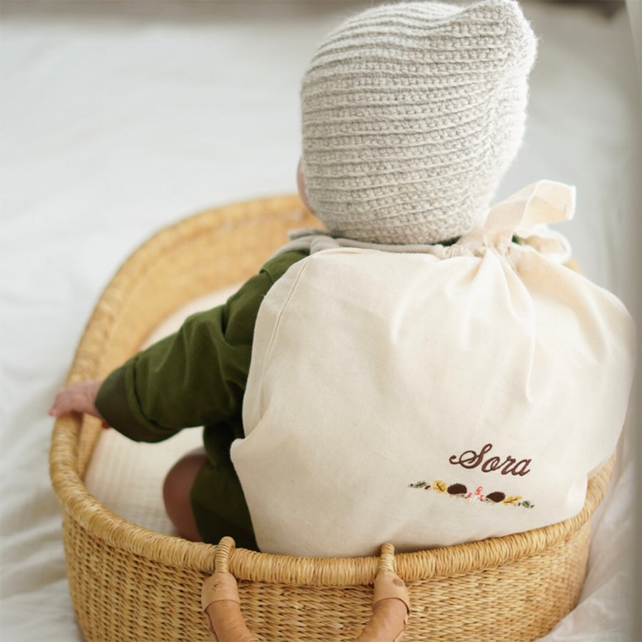 刺繍名入れ 1歳誕生日 一升餅 名前入りリュック・生成り・エリソン