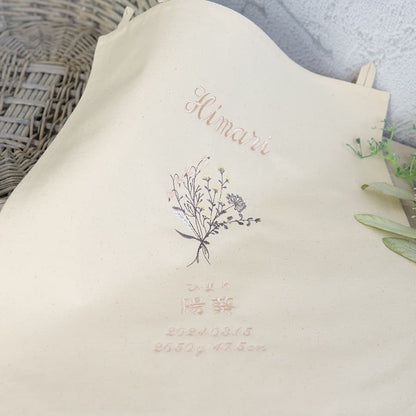 刺繍 命名書 命名タペストリー ブーケ・ピンクベージュ