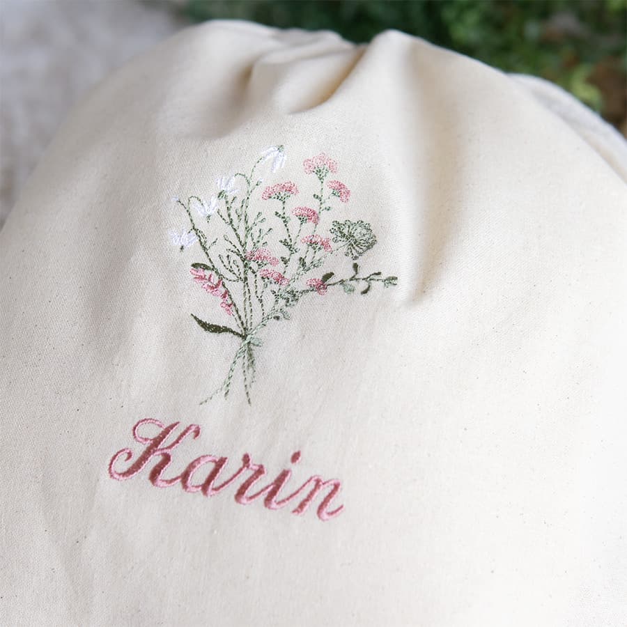 刺繍名入れ 1歳誕生日 一升餅 名前入りリュック・生成り・フルリ・ピンク