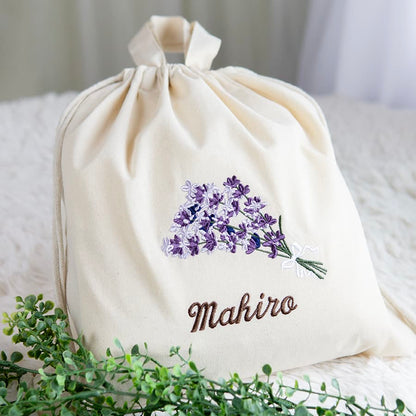 刺繍名入れ 1歳誕生日 一升餅 名前入りリュック・生成り・ラベンダーブーケ