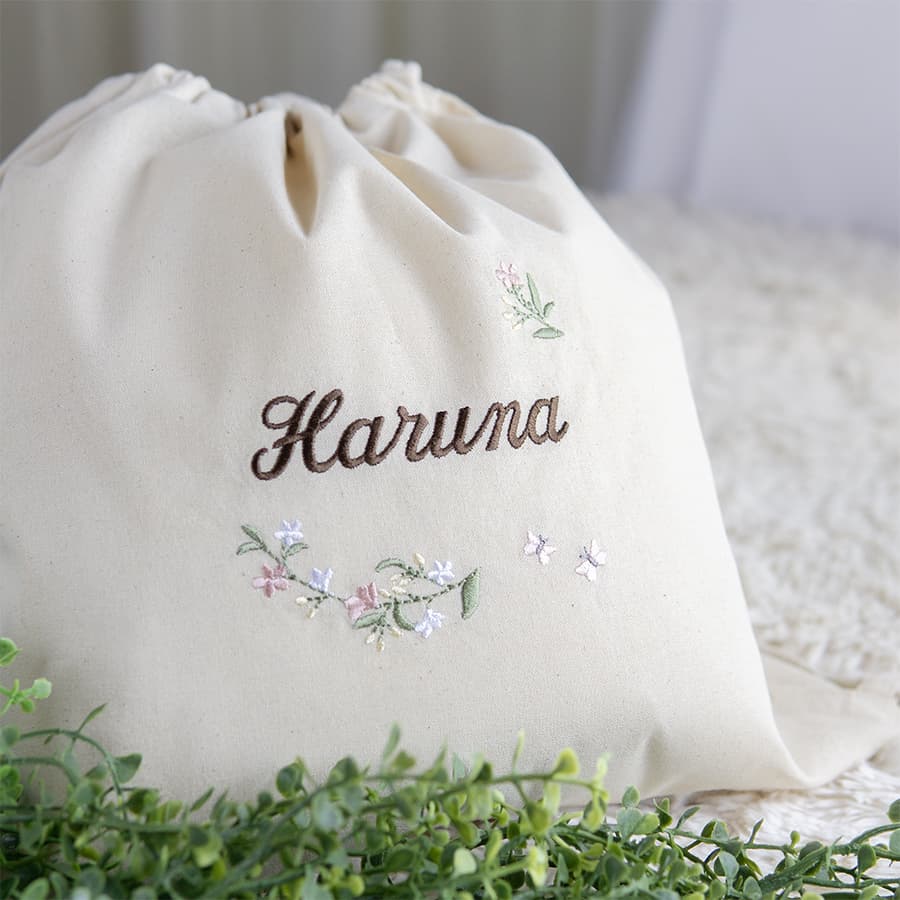 1歳誕生日 刺繍名入れ 一升餅 名前入りリュック・生成り・リンディ・ピンク